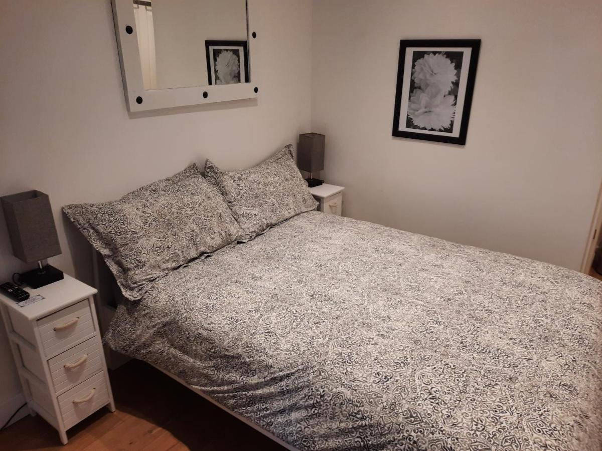 Lovely Home With Full En-Suite Double Bed Rooms Reading Eksteriør billede